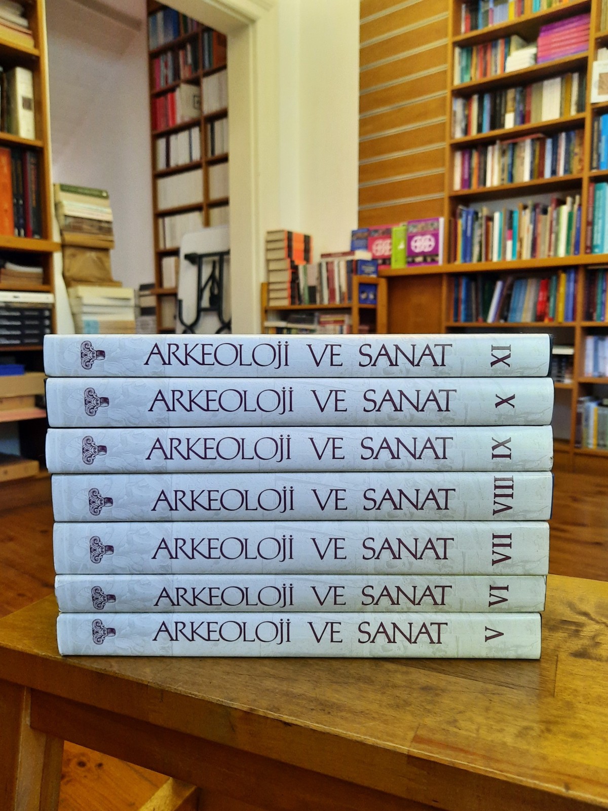 Arkeoloji ve Sanat Dergisi (Vols. 5-10) Arkeoloji ve Sanat Dergisi (Vols. 5-10)